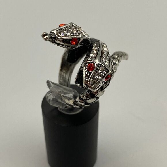 Amrita Singh Crystal Two-Head Snake Ring - Picture 4 of 8